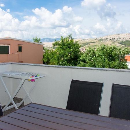 Apartments Sv. Jelena 2 Pag Town Exterior foto