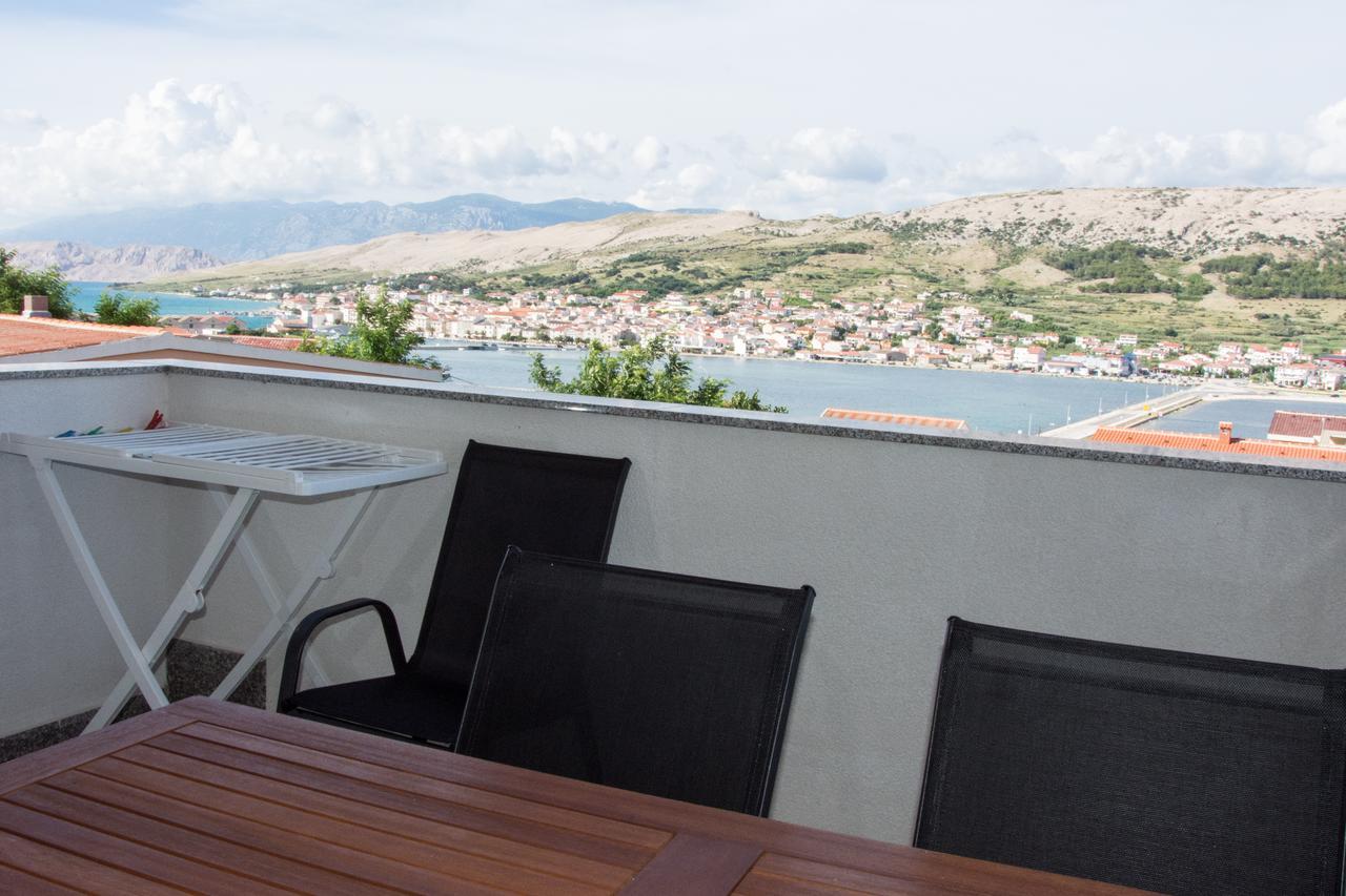 Apartments Sv. Jelena 2 Pag Town Exterior foto