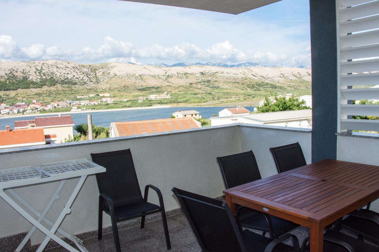 Apartments Sv. Jelena 2 Pag Town Exterior foto